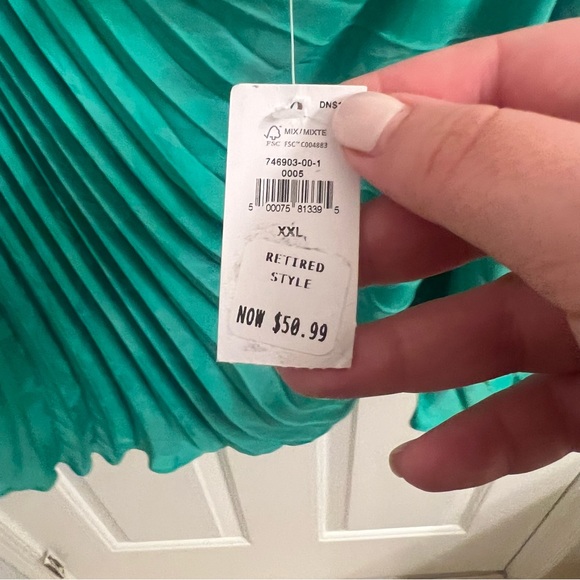 New! Banana Republic Radiant Top - Picture 4 of 6